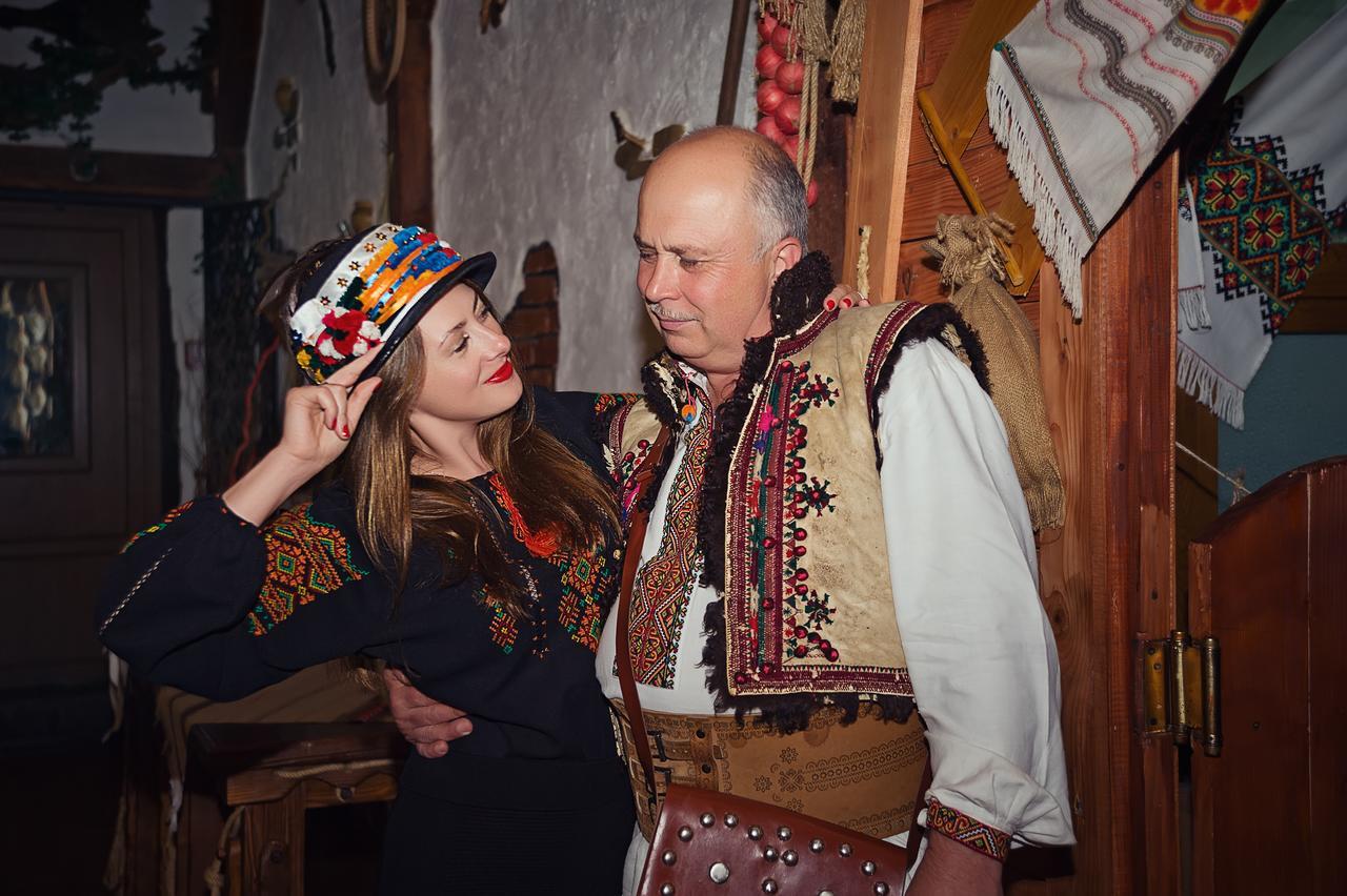 Туристично Розважальний Комплекс "Стіжок" Berehomet Bagian luar foto
