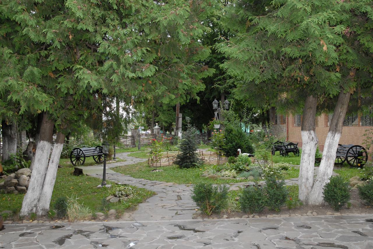 Туристично Розважальний Комплекс "Стіжок" Berehomet Bagian luar foto
